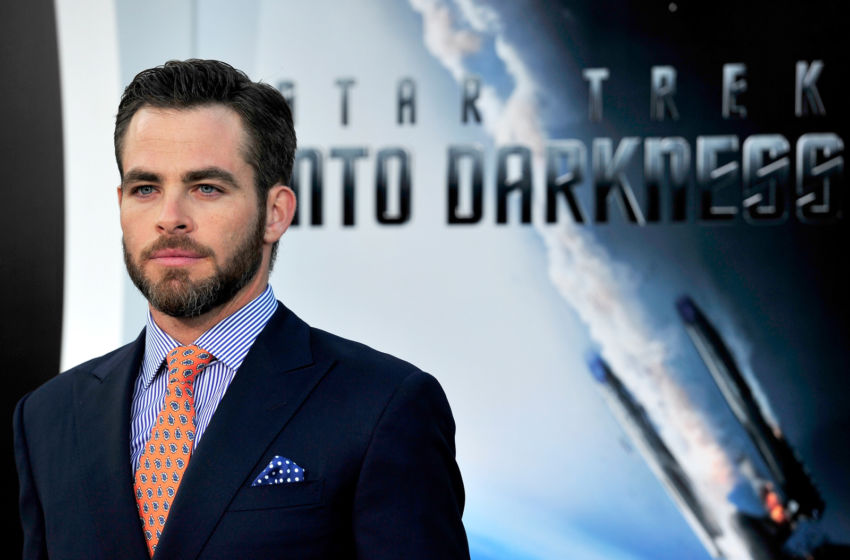 HOLLYWOOD, CA - MAY 14: Actor Chris Pine arrives at the premiere of Paramount Pictures'