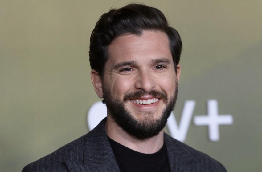 LOS ANGELES, CALIFORNIA - MARCH 14: Kit Harington attends Apple Original Series